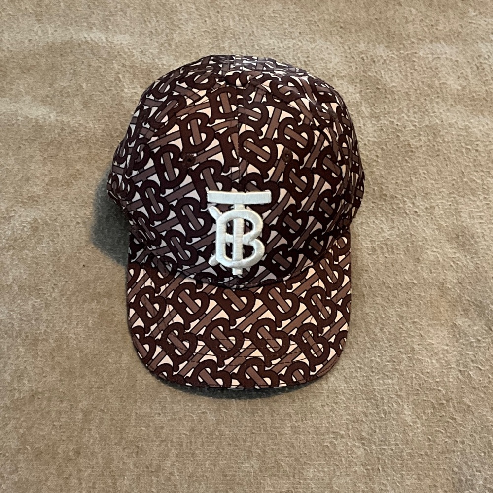Burberry unisex Monogram Cap in Brown and Cream